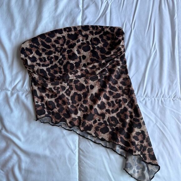 SHEIN Leopard Print Strapless Blouse - Picture 2 of 6